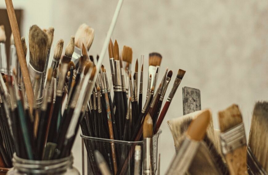 Angelina Jolie Wants to Pick Up Where Warhol and Basquiat Left Off